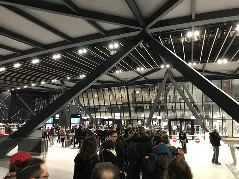 Terminal 1B di Lione Saint-Exupéry — fotografia del 2018