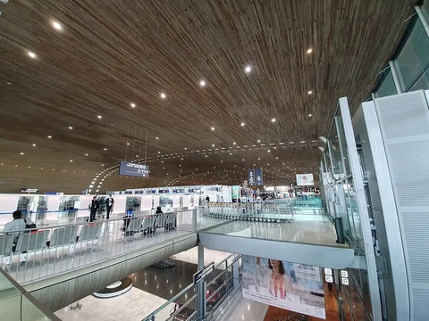Terminal 2E di Parigi Charles de Gaulle, fotografia del 2021